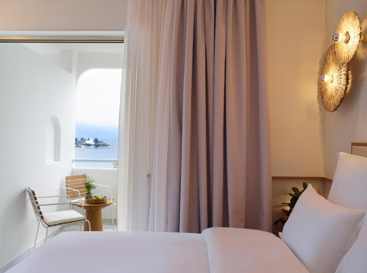 Brown Beach Chalkida Kosher Resort, A Member Of Brown Hotels エクステリア 写真